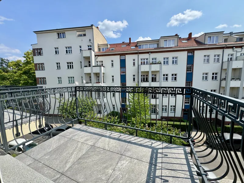 +++Schöne geräumige 3 Zimmer-Wohnung nahe der Schloßstr.+++ — photo 1